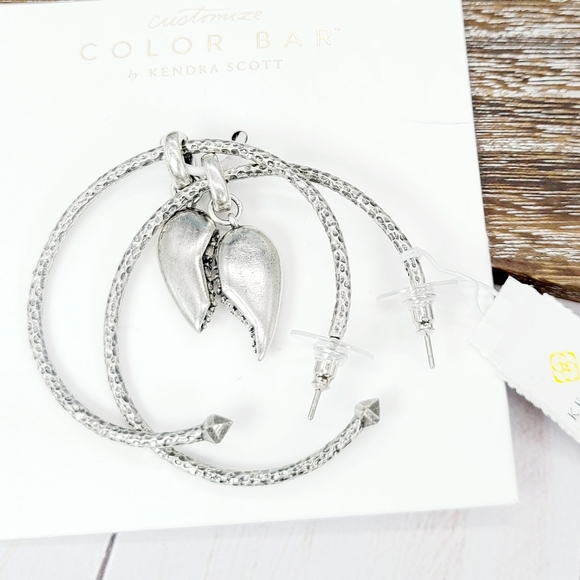 Kendra Scott Hoop Earrings Best Friend Charm Set - Picture 2 of 7